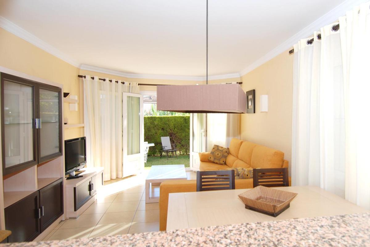 Villa Gaudi Oliva Zewnętrze zdjęcie